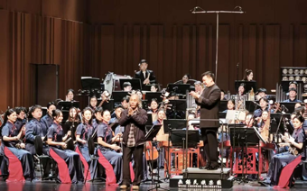 钟峻程《山里苗寨》亮相申城，民族乐韵获满堂彩